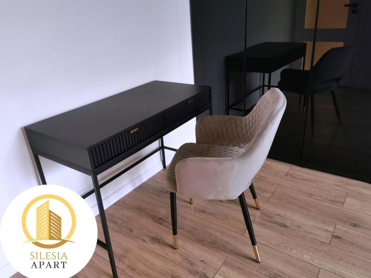Apartament Ceglany Tychy Eksteriør bilde